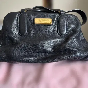 Marc by Marc Jacobs 클래식 Q 백