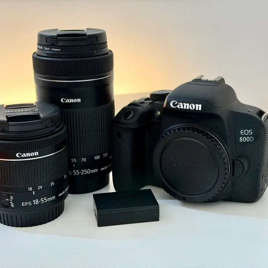 캐논 EOS 800D + 렌즈 2개 18-55mm 55-250mm