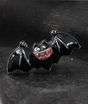 [ GBL ] 이웃집 토토로 디자인 핀 배지 오프닝 박쥐 지브리