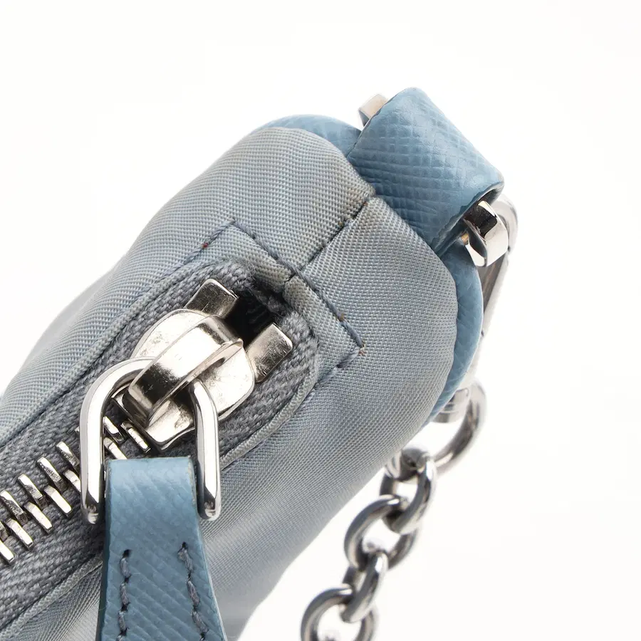 Prada Re-Edition 2005 Saffiano & Re-Nylon 单肩包