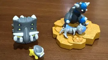 입체 포켓몬 도감 피규어 신오지방 화석 포켓몬