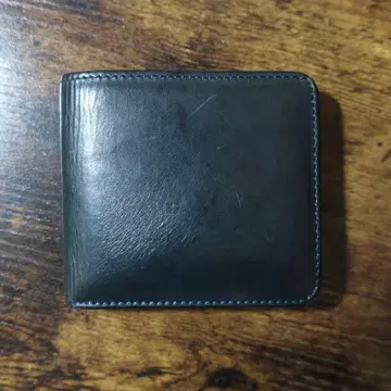 바스코 VASCO 이탈리아 가죽 숏 월렛 VOYAGE 지갑