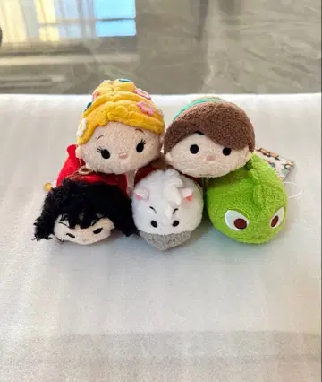 디즈니 썸썸 라푼젤 유진 파스칼 고델 맥시무스