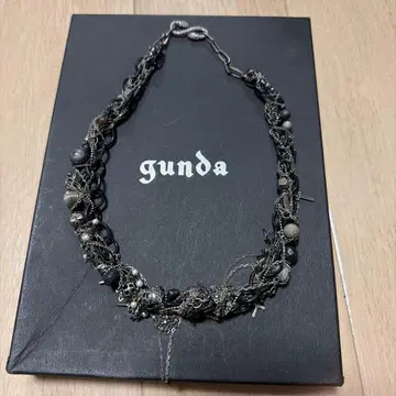 gunda 목걸이