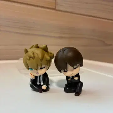 월드 트리거 어깨 쿵 니노미야대 니노미야 쿄타카 이누카이 스미하루