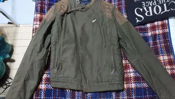 야스유키 이시이 올리브 그린 자켓