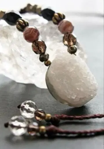 마크라메 뜨개 목걸이 오션 재스퍼 두루지