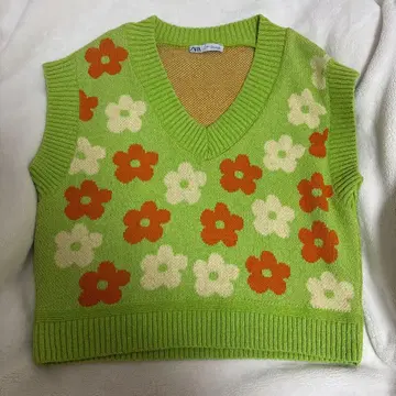 ZARA 플라워 패턴 니트 베스트 S