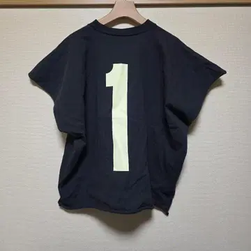 YEEZY ONE BOX T ( GOSHA GAP Ye Kanye