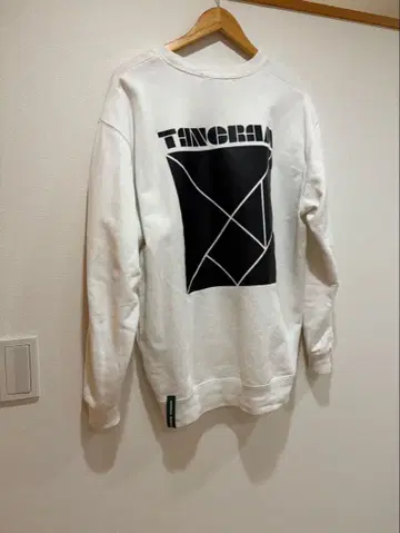 TANGRAM 트레이닝복