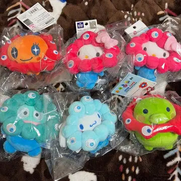 만박 산리오 미야쿠미야쿠 키티 한교동 쿠치파치 시나몬