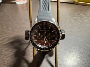 대폭 가격 인하 마세라티 남성용 손목시계