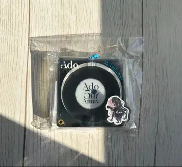 Ado 팝업 5주년 아크릴 캔뱃지 케이스