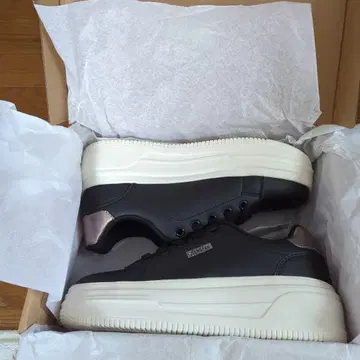 Kitson 통굽 웨지솔