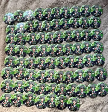 멜론빵 파카 나로야 캔뱃지 묶음 판매