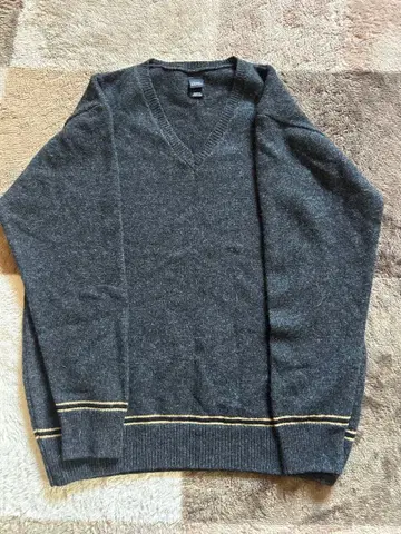 Harry Potter V넥 스웨터 다크 그레이