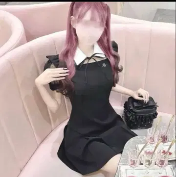 HONEY MEW 블랙 프릴 반팔 미니 원피스