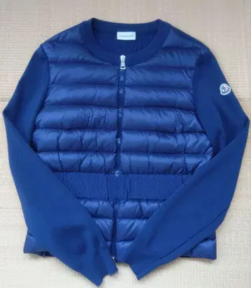 MONCLER 네이비 다운 자켓 M 사이즈
