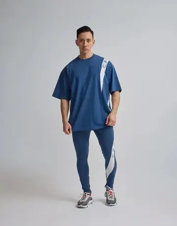 CRONOS DIAGONAL LINE 셋업 T셔츠 & 팬츠