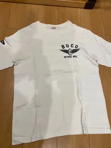 BUCO 롱 슬리브 T셔츠 화이트