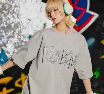 Vaundy 바운디 FUSION 퓨전 LIVE T셔츠 M