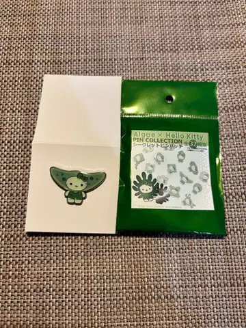 만박 일본관 Algae x 헬로키티 핀 배지