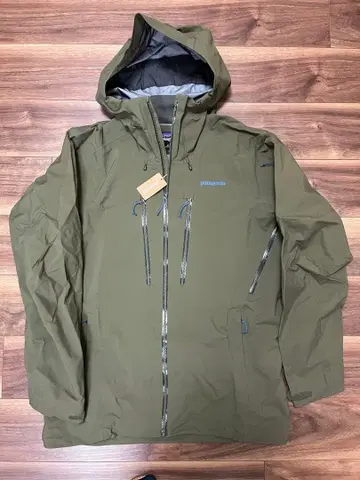 새상품 파타고니아 최고봉 파우스레이어 자켓 BSNG M 고어텍스