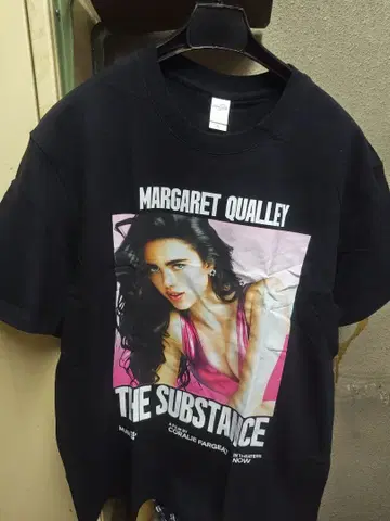 영화 서브스턴스 수 T셔츠 마가렛 퀄리 XL 사이즈