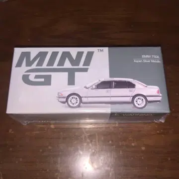 MINI GT 1/64 BMW 750IL 애스펀 실버 메탈릭