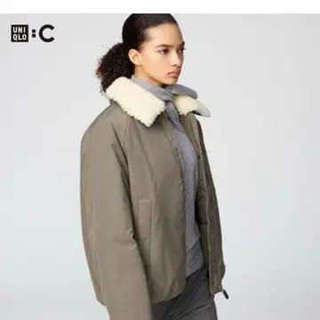유니클로C 퍼프테크 자켓 카키 L