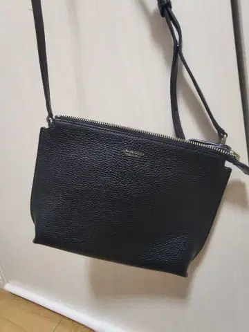 Daniel & Bob 블랙 가죽 숄더백