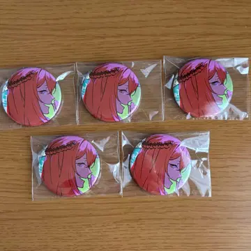 OVER REQUIEMZ 도로시 캔뱃지 5종 세트