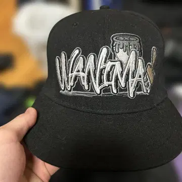 WANIMA 자수 로고 캡 leflah
