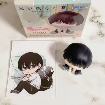 빛이 죽은 여름 요시키 큐룽하게 쳐다보는 포즈 미니 피규어+스티커