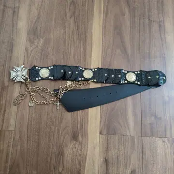 d.i.a 결정 벨트 당시 물건