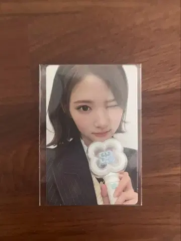 hearts2hearts 응원봉 트레이딩 카드 지우 JIWOO h2h