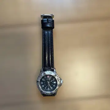 스위스 밀리터리 여성용 시계