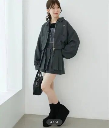 Majestic Legon 블루종 스커트 세트