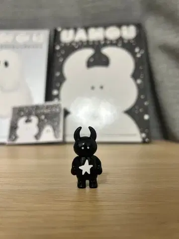 미니 스타 우아모우 (블랙 화이트 별)