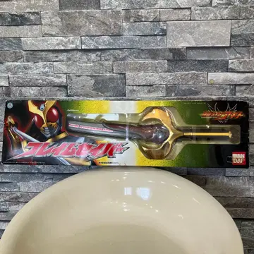 가면라이더 아기토 프레임 세이버 중고품