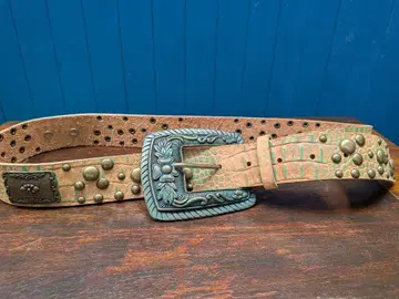 스터드 벨트 (가죽)