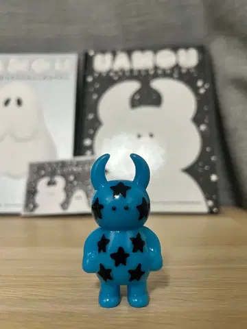 스타 우아모우 ( 블루 블랙 스타 )