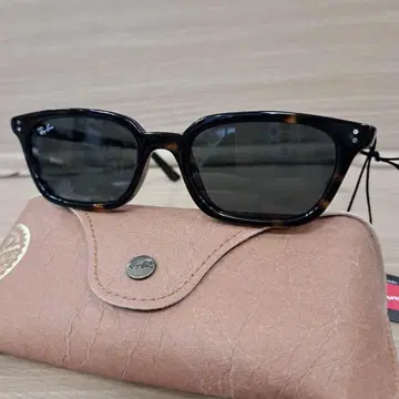 신형 레이밴 4456F ZAYA 1359/87 남녀 공용 최신 모델