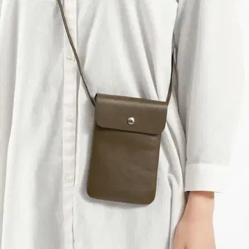 미사용 새상품 STANDARD SUPPLY PHONE SHOULDER