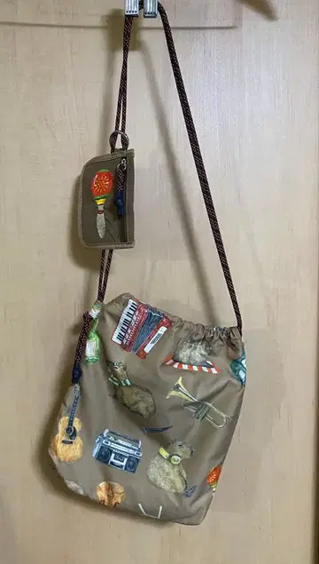 sampo x ear 카피바라 복조리 숄더백