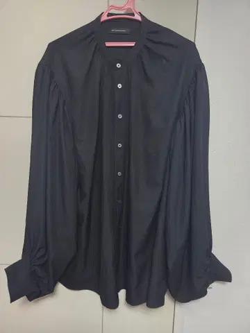 [ 새상품급 ] NOT CONVENTIONAL 디자인 셔츠 L 사이즈