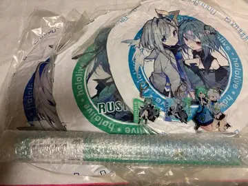 아마네 카나타 & 우루하 루시아 쿠션 아크릴 스탠드 키링 태피스트리