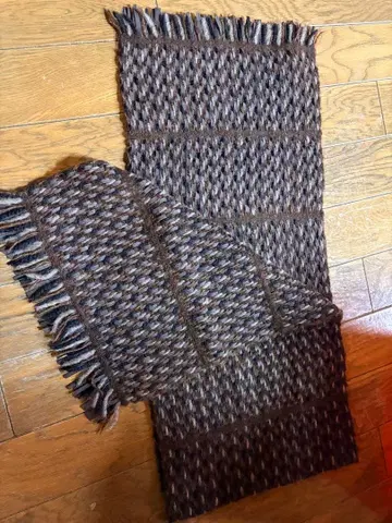 Issey Miyake 뜨개질 디자인 머플러