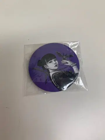 팬텀 시타 이토 준지 콜라보 해외 투어 린카 캔뱃지