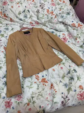 마테리아 양가죽 가죽 자켓 베이지 36 사이즈